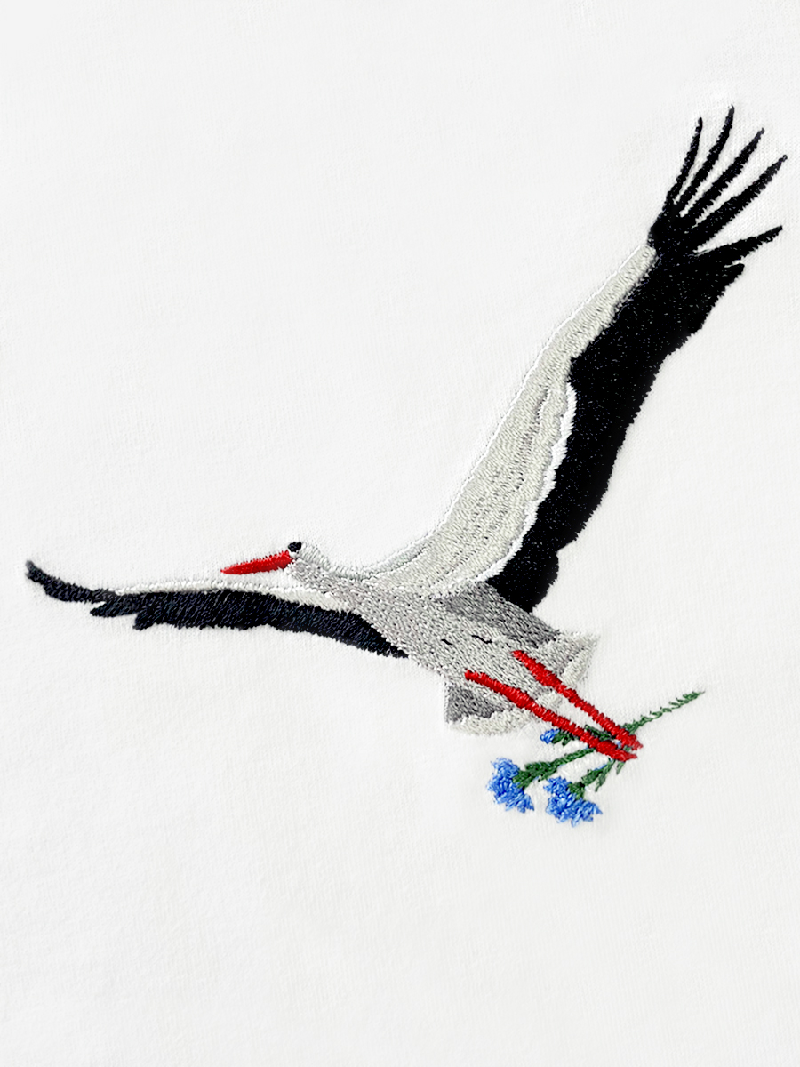 Мужская белая футболка с вышивкой "Аист"