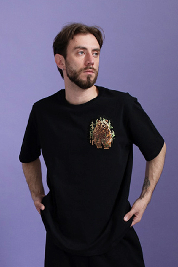 Черная футболка мужская плотная с вышивкой "Медведь"