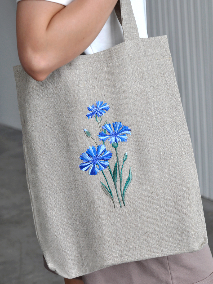 Сумка с вышивкой "Василек"