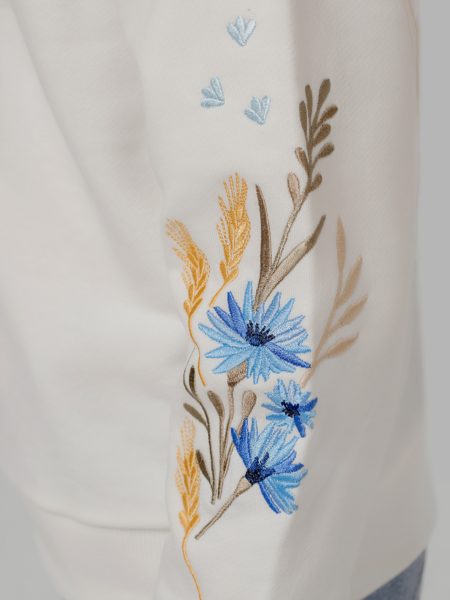 Подростковый молочный свитшот с вышивкой "Валошкі ў каласах"