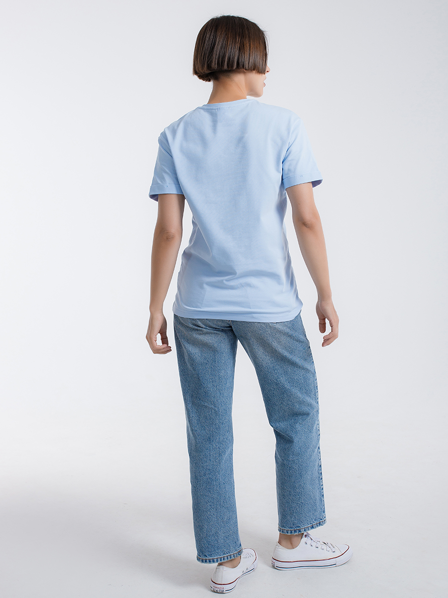 Женская футболка голубая  оверсайз с вышивкой "Лебеди"