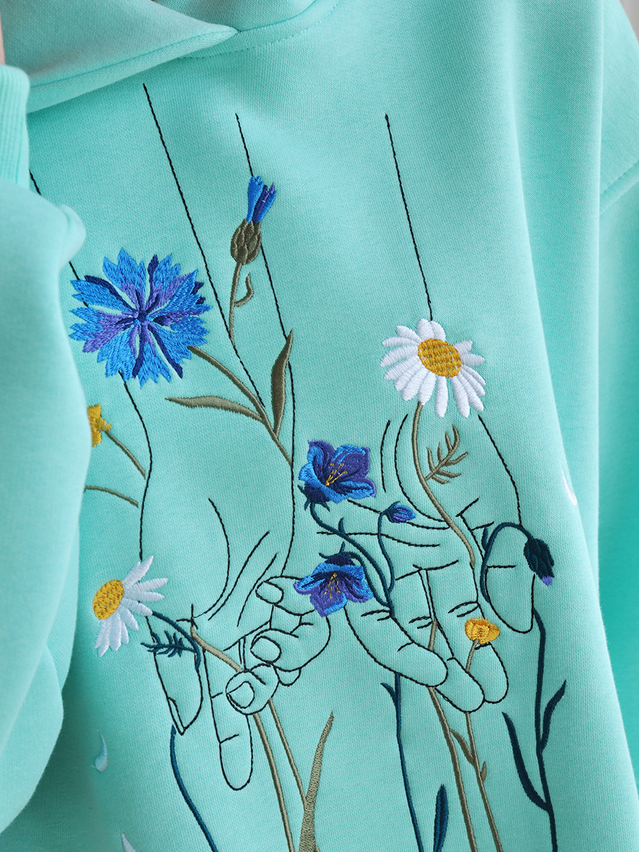 Худи оверсайз мятное с вышивкой "Полевые цветы"