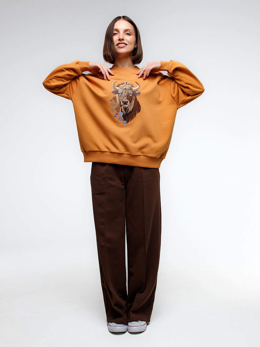 Свитшот женский  оверсайз горчичного цвета с вышивкой "Бизон"