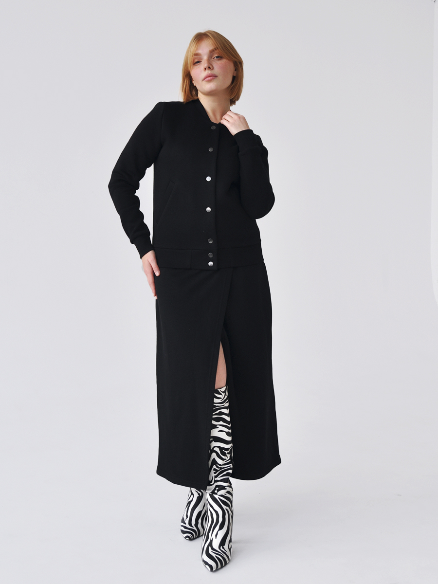 Юбка женская с запахом черного цвета