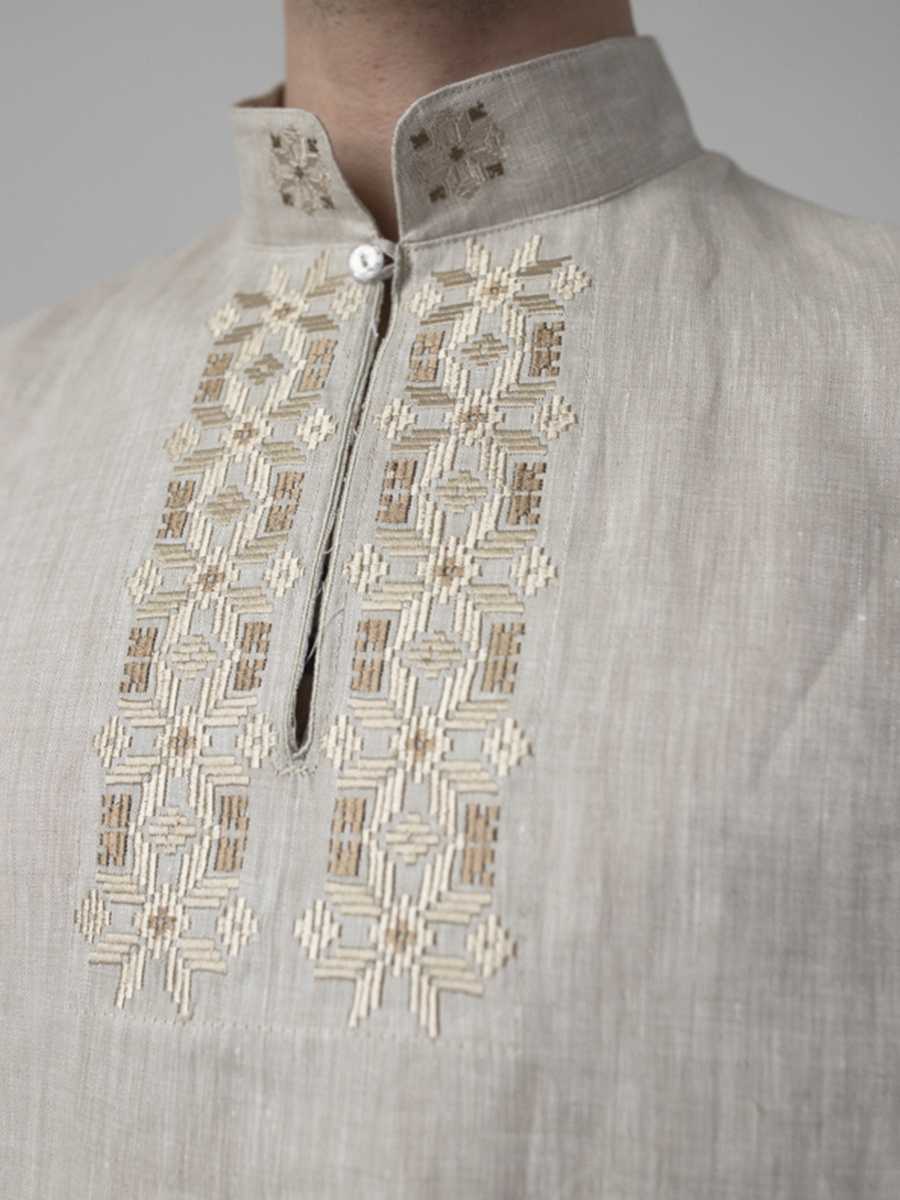 Мужская серая рубаха с коротким рукавом с вышивкой "Орнамент"