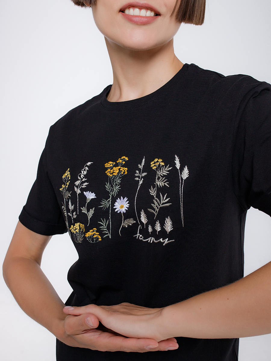 Женская футболка черная оверсайз с вышивкой "Солнечное настроение"