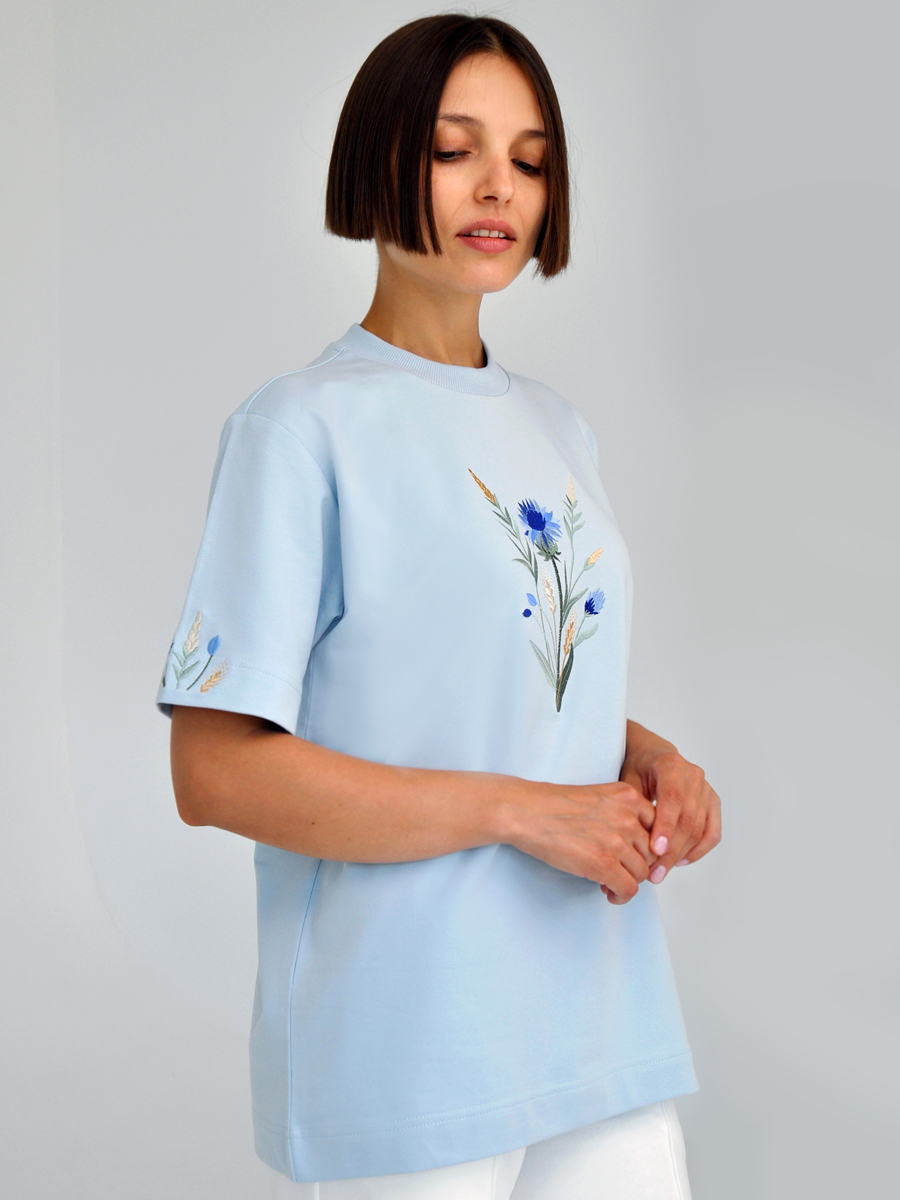 Серо-голубая футболка оверсайз (плотная) с вышивкой "Василек"