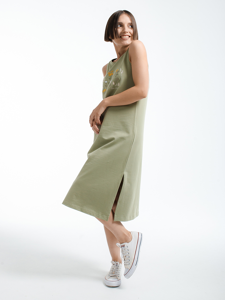 Платье оливковое без рукавов с вышивкой "Солнечное настроение"