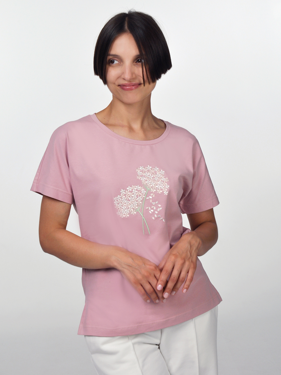 Женская цвета пыльная роза футболка со спущенным плечом с вышивкой "Гортензия"