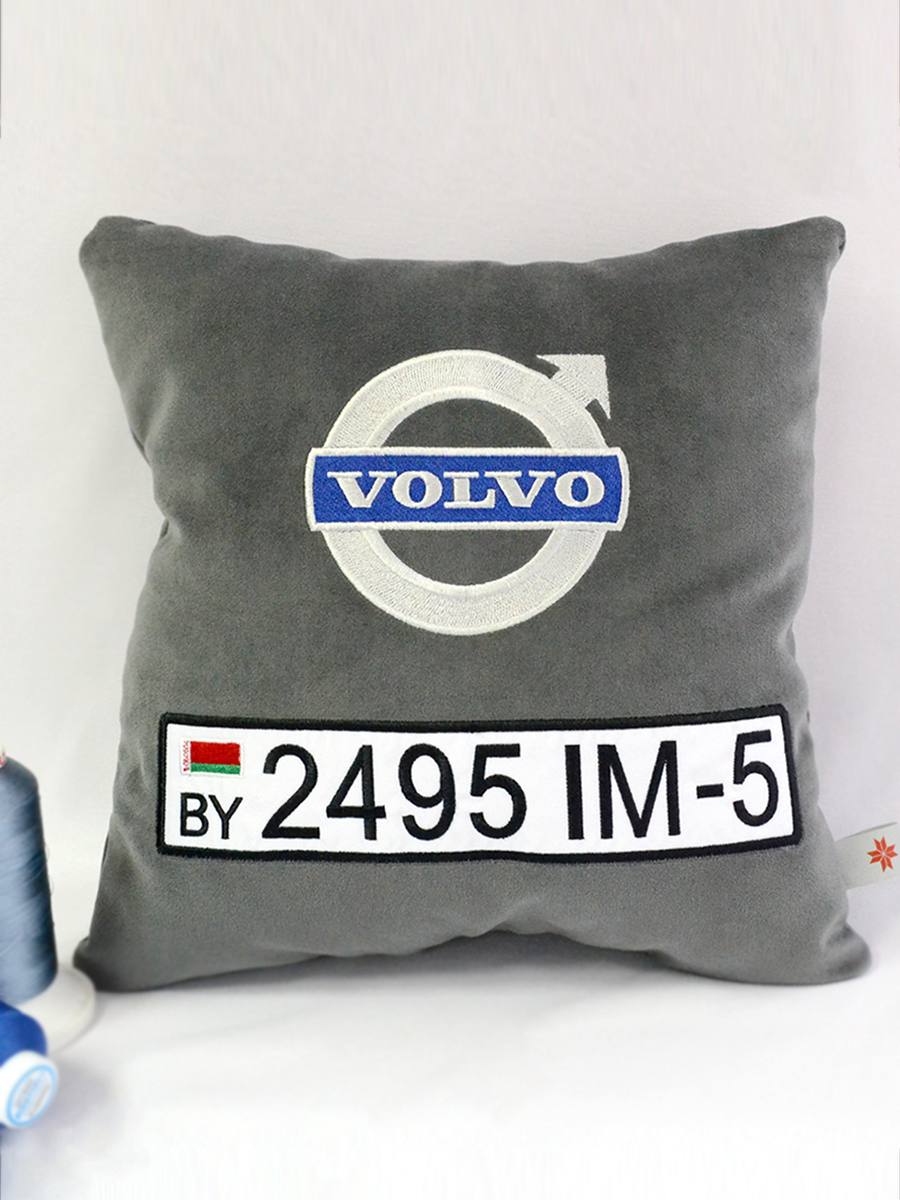 Подушка серая "Volvo" с гос.номером, 33х33 см