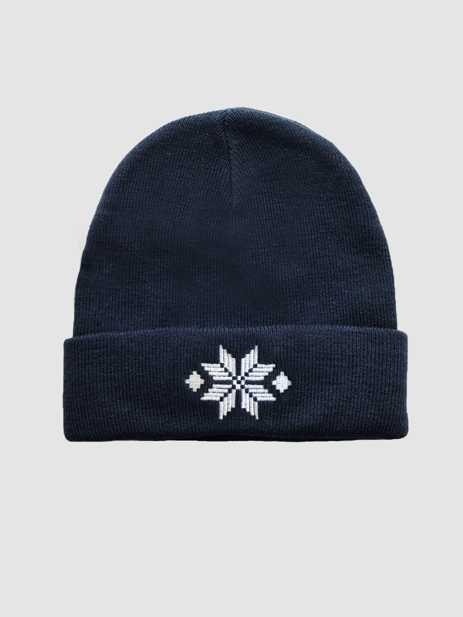 Темно-синяя шапка с отворотом с белой вышивкой "Васьмiрог"