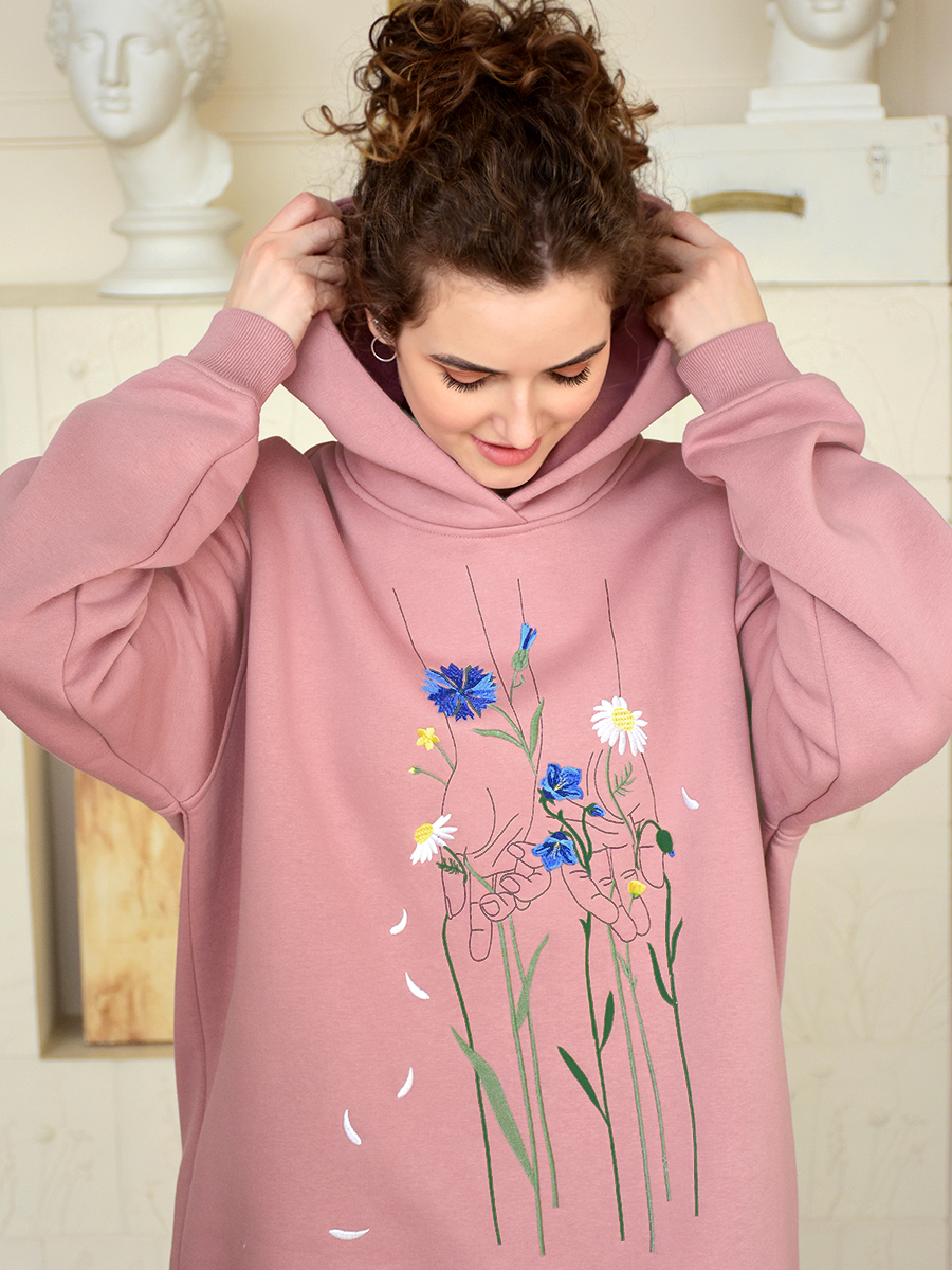 Худи оверсайз розовая пудра с вышивкой "Полевые цветы"