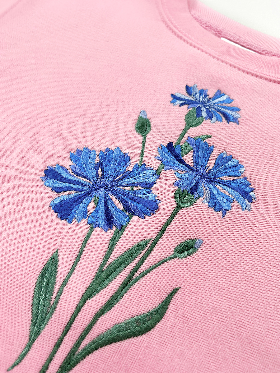 Детский розовый свитшот с вышивкой "Василек" 