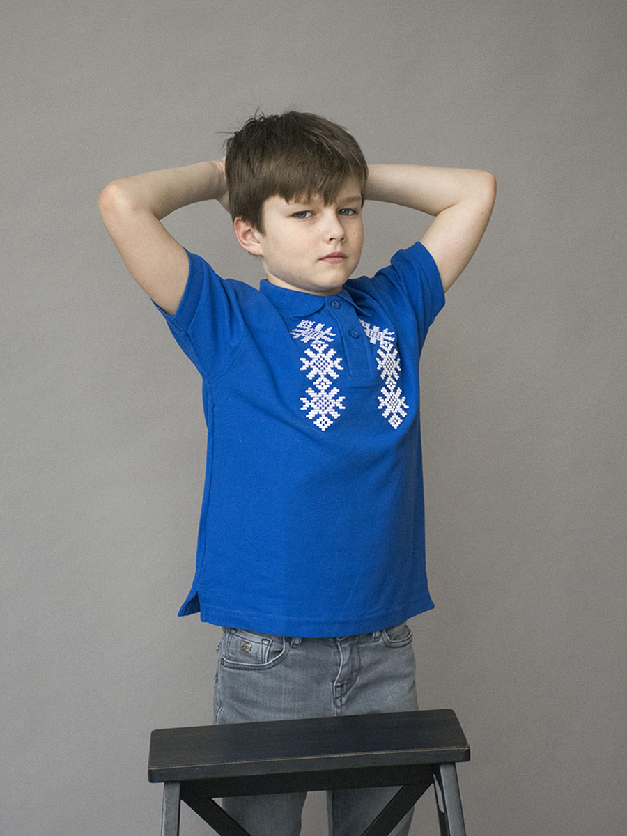 Детская футболка-поло васильковая с белой вышивкой "Ярыла"