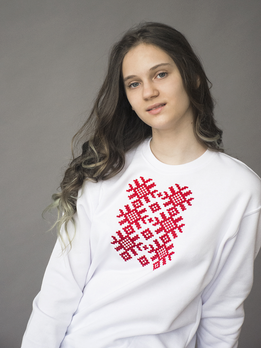 Подростковый белый свитшот с красной вышивкой "Ярыла"