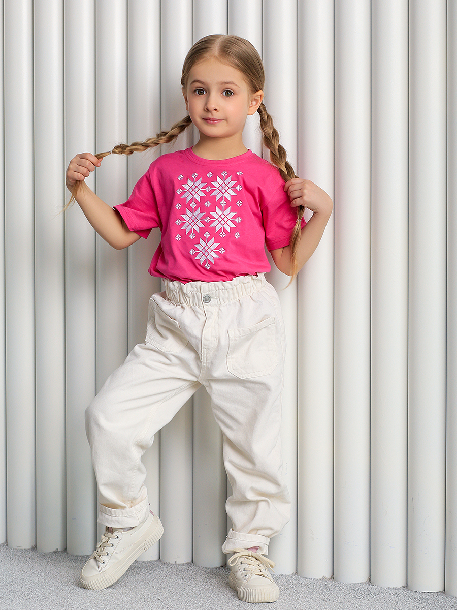 Детская футболка розовая с белой вышивкой "Жыццё" 