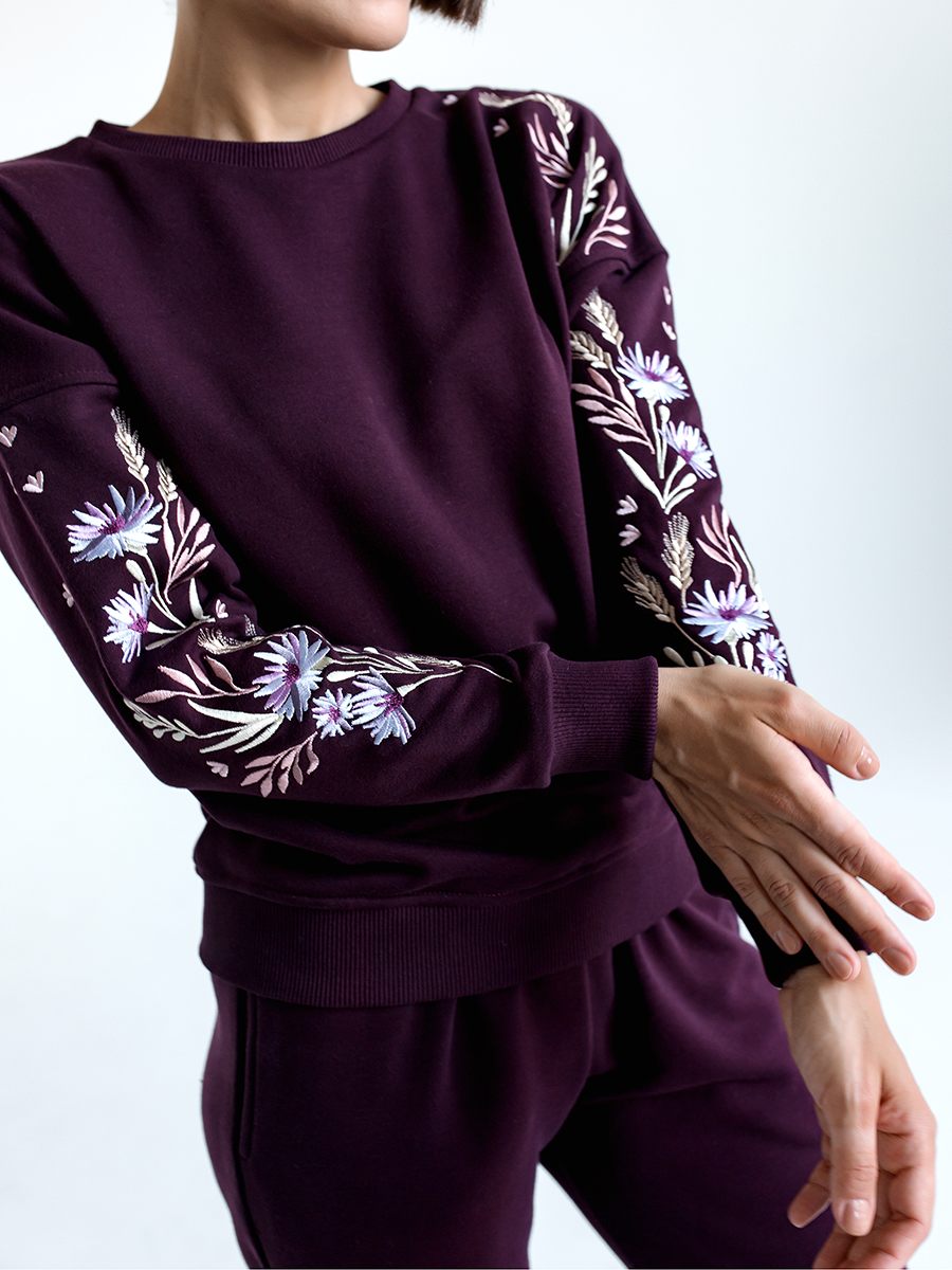 Женский свитшот баклажанового цвета с вышивкой "Валошкі ў каласах"