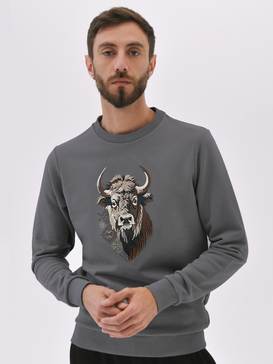 Свитшот мужской графитовый с вышивкой "Бизон"