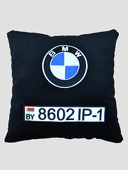 Подушка черная "BMW" с гос.номером , 40х40 см