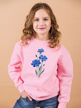 Детский розовый свитшот с вышивкой "Василек" 