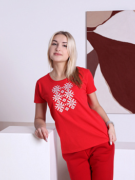 Женская футболка красная с белой  вышивкой "Ярыла" 