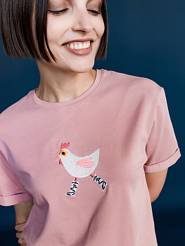 Женская футболка цвета пыльная роза оверсайз с вышивкой "Цыпа"