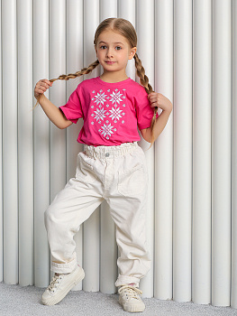 Детская футболка розовая с белой вышивкой "Жыццё" 