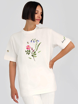 Молочная футболка оверсайз (плотная) с вышивкой «Шиповник»
